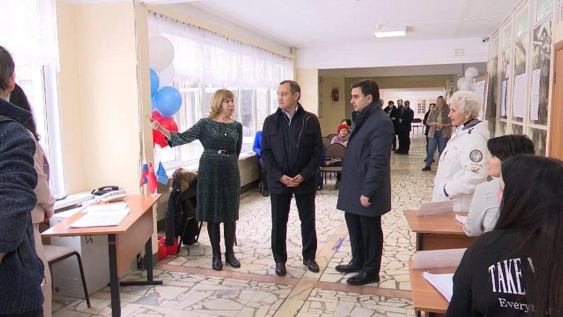 Игорь Брынцалов проверил ход голосования в Реутове