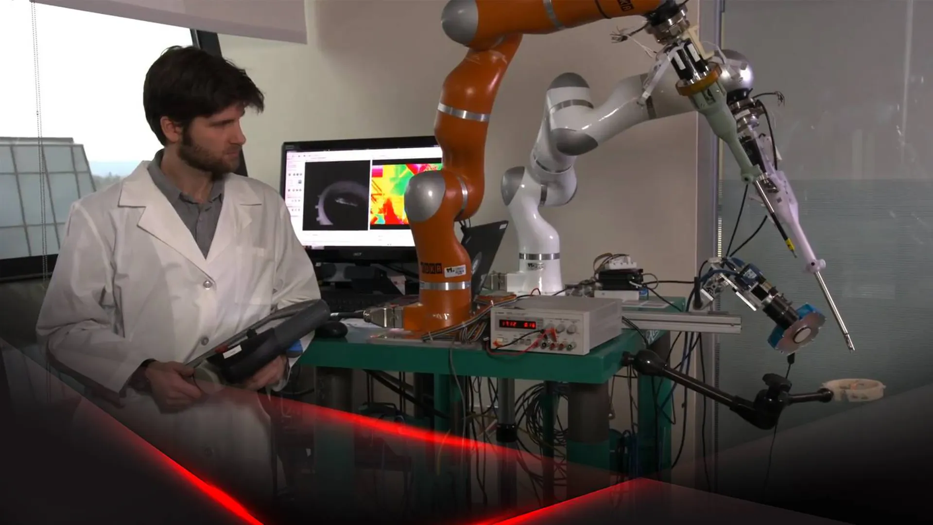 Робот провел операцию. Робот хирург да Винчи. Робот хирург Star. Автономный робот хирург. Роботизированная рука хирурга.