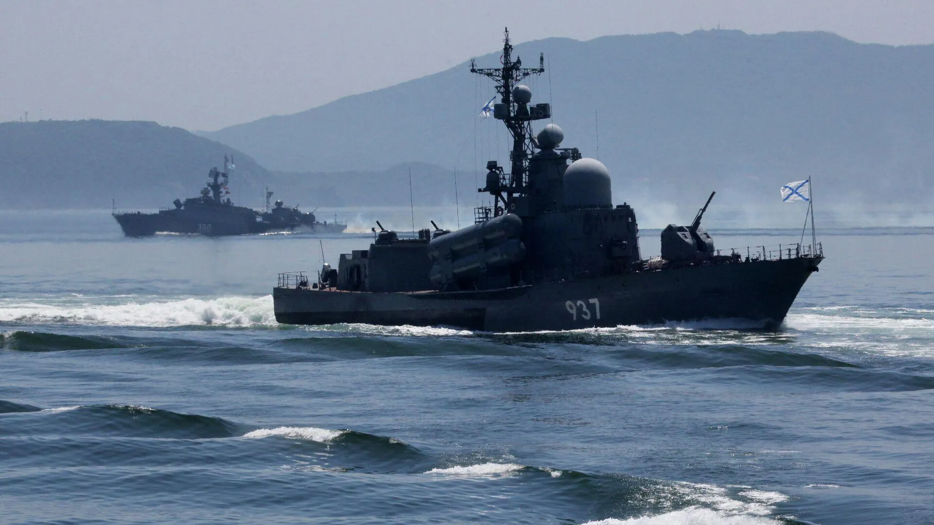 Россия и Китай договорились сотрудничать в области спасания на море