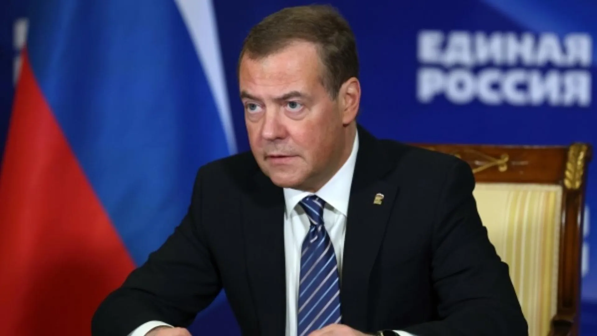 Медведев: Украина закончится сразу после прекращения ее финансирования Западом