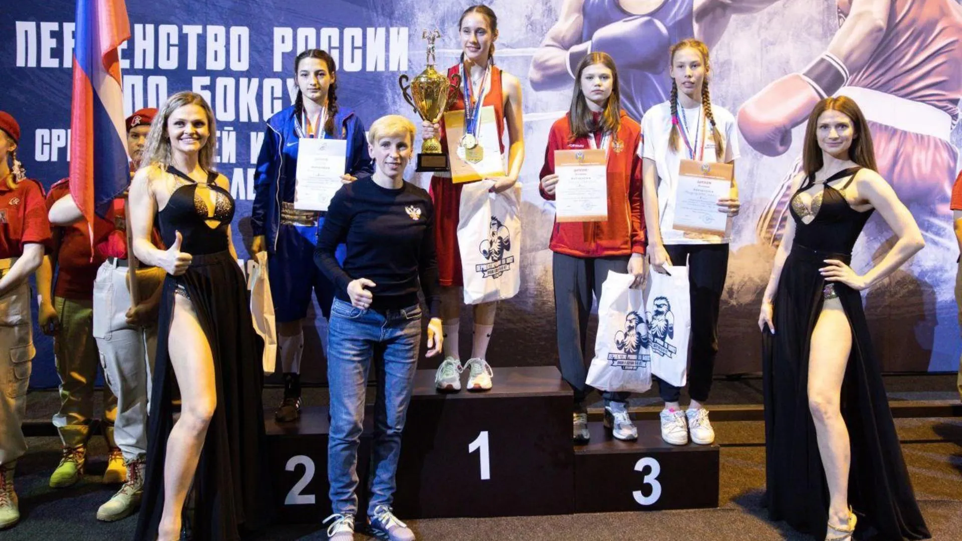 Спортсменки из Подмосковья завоевали четыре медали на первенстве России по боксу