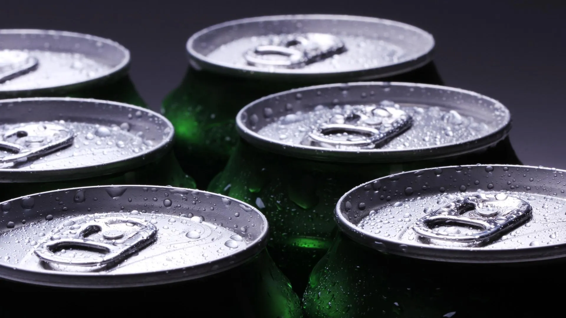 Продажу безалкогольного пива подросткам предложили запретить в России
