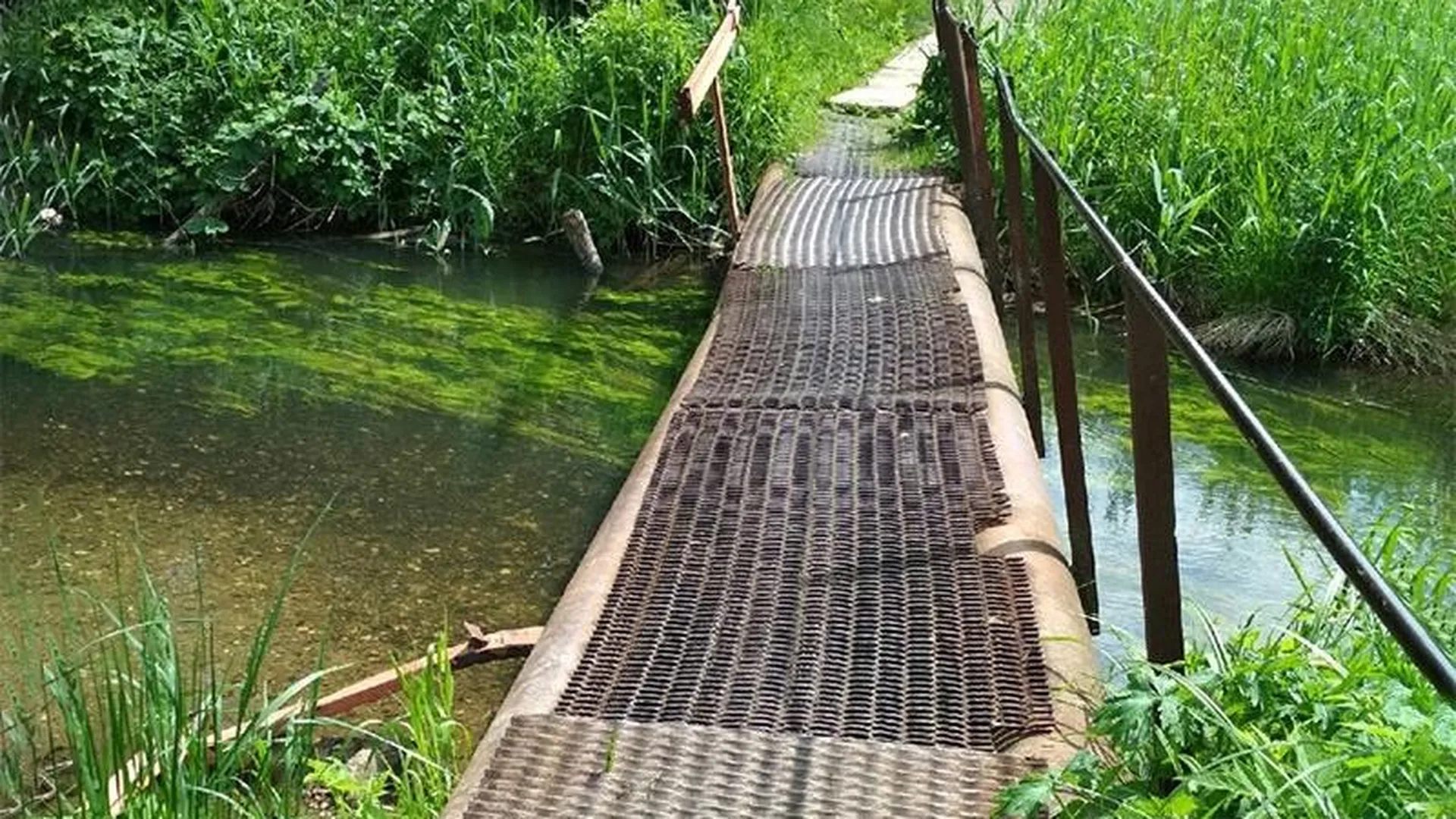 Мост через реку украли в деревне под Дмитровом