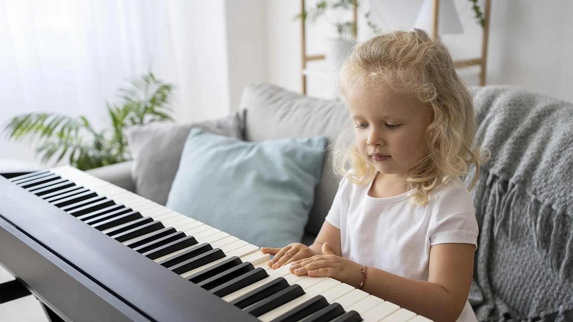 Мозг у них работает быстрее: почему детям стоит заниматься музыкой