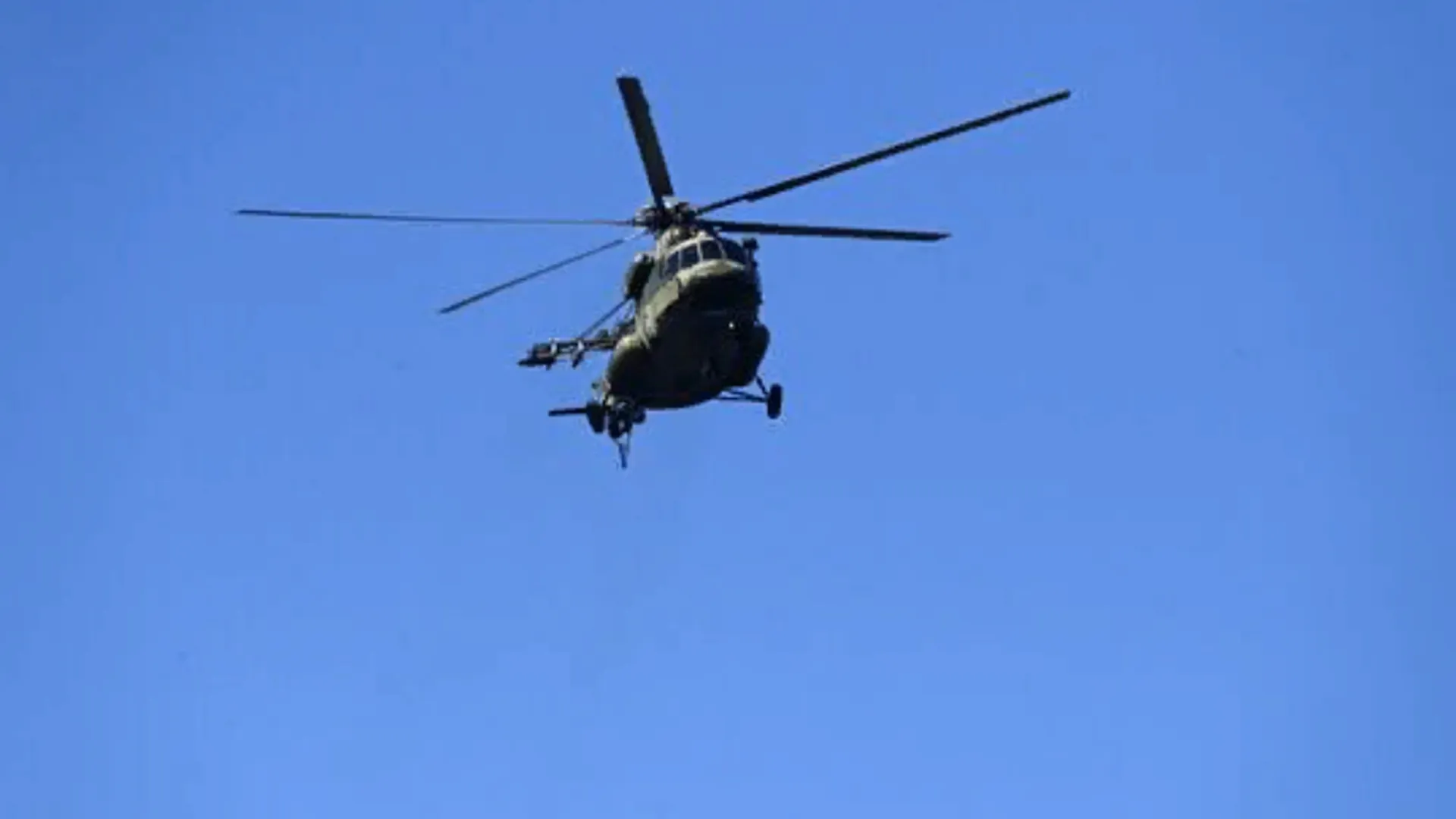 Вертолет Ми-8 с вахтовиками жестко сел в Магаданской области