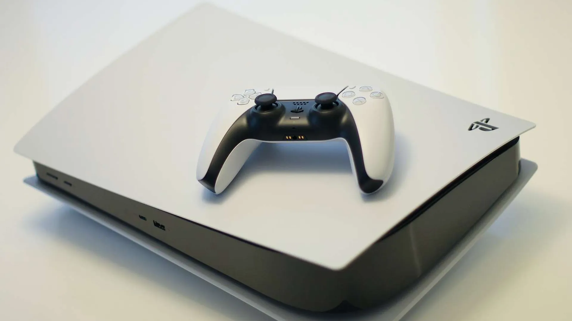 PlayStation 5 побила рекорд по скорости продаж среди консолей от Sony