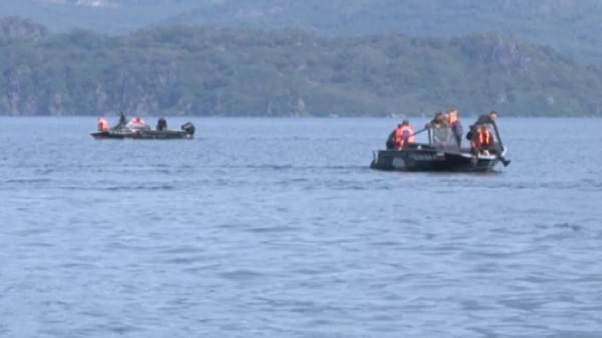 Тело еще одного погибшего при крушении Ми-8 на Камчатке подняли со дна озера