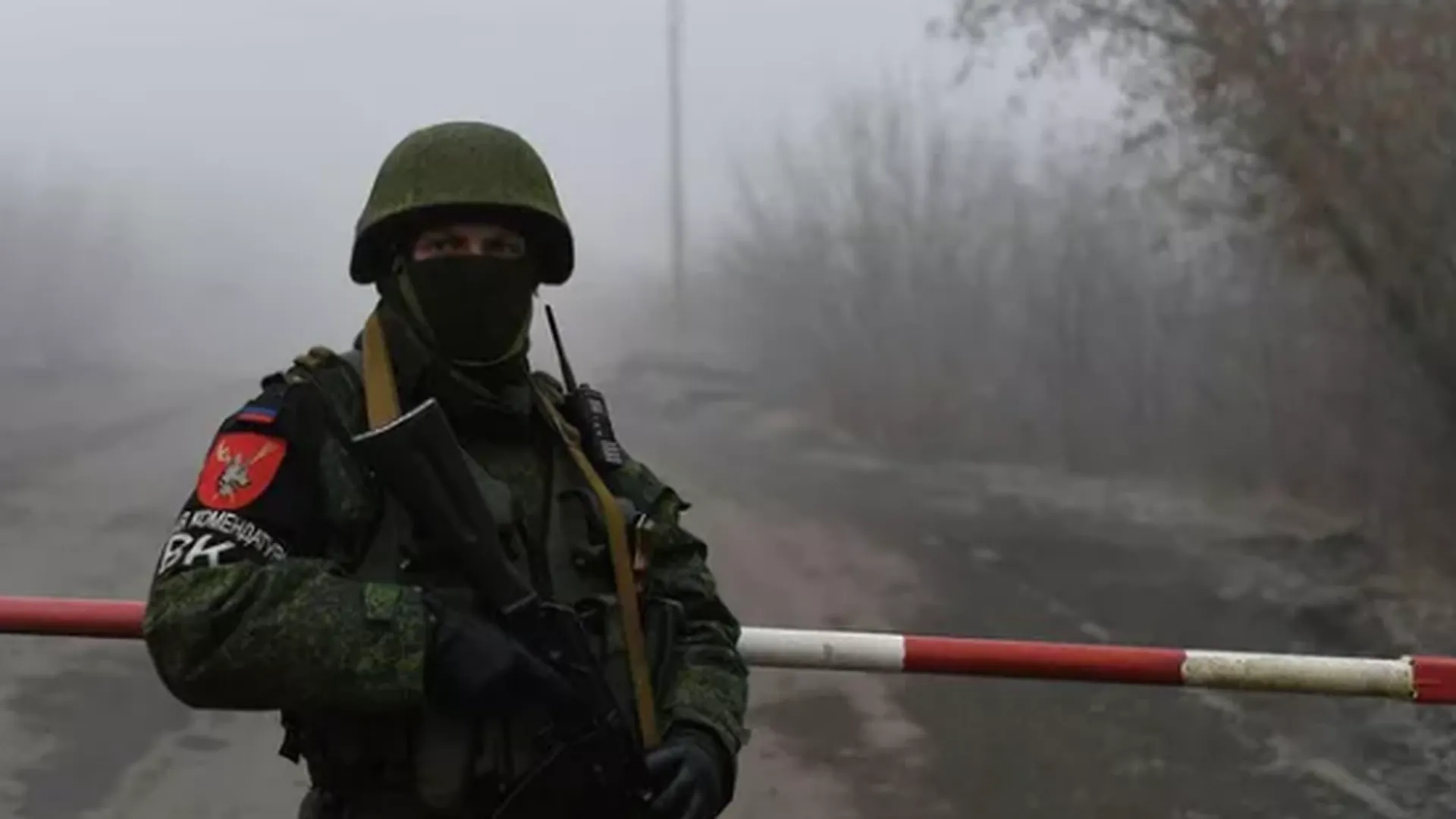 Защищают варварскую власть живым щитом. ВСУ уличили в отказе выпускать украинцев через гуманитарные коридоры