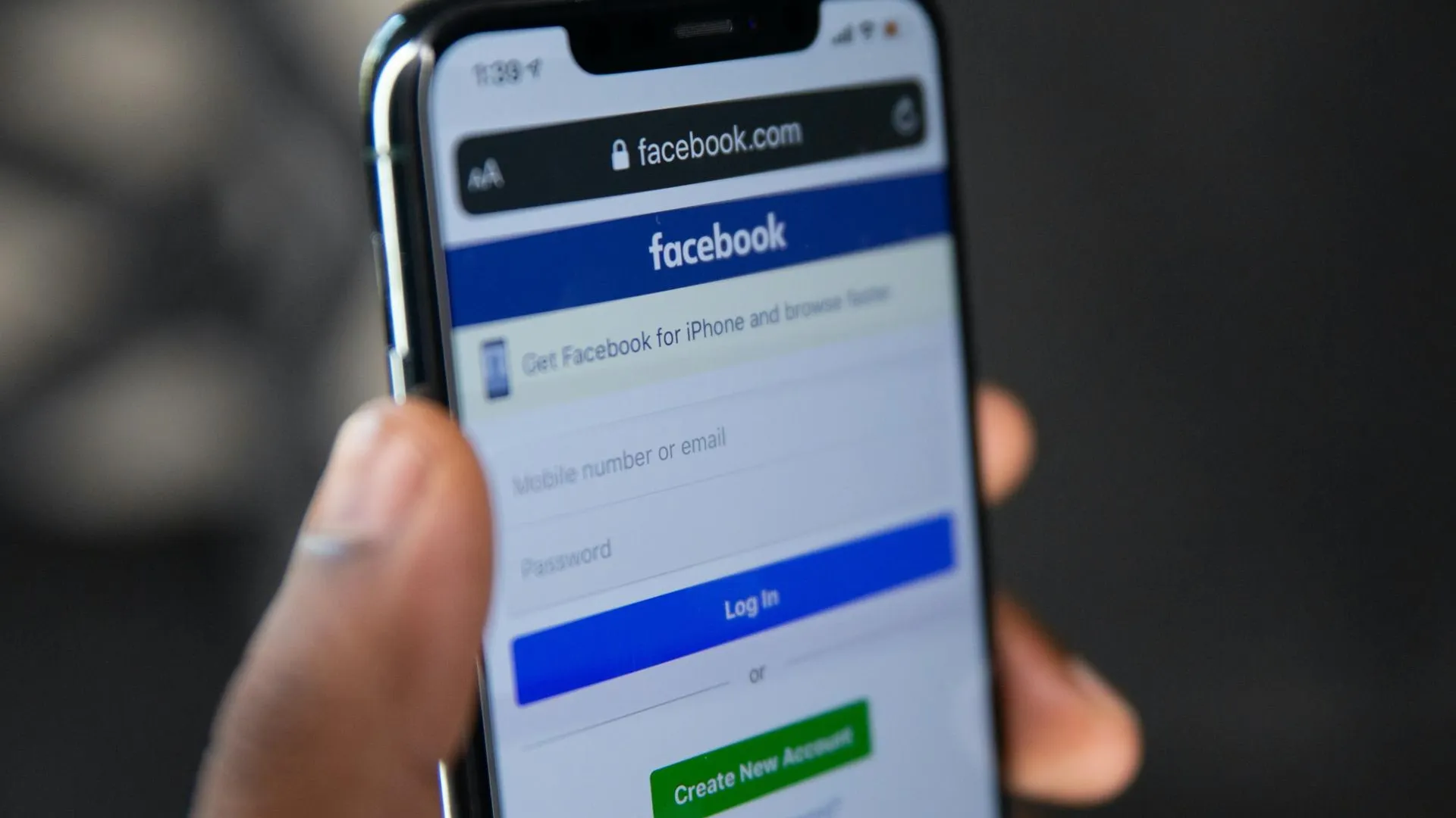 Нидерланды откажутся от Facebook из-за риска утечки данных — СМИ