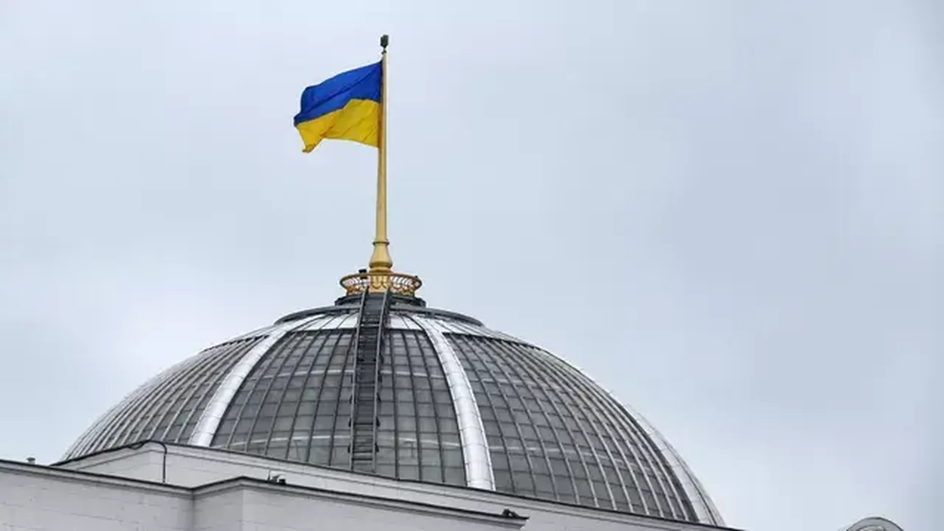На Украине сообщили о вывозе архивов и музейных экспонатов из Харькова