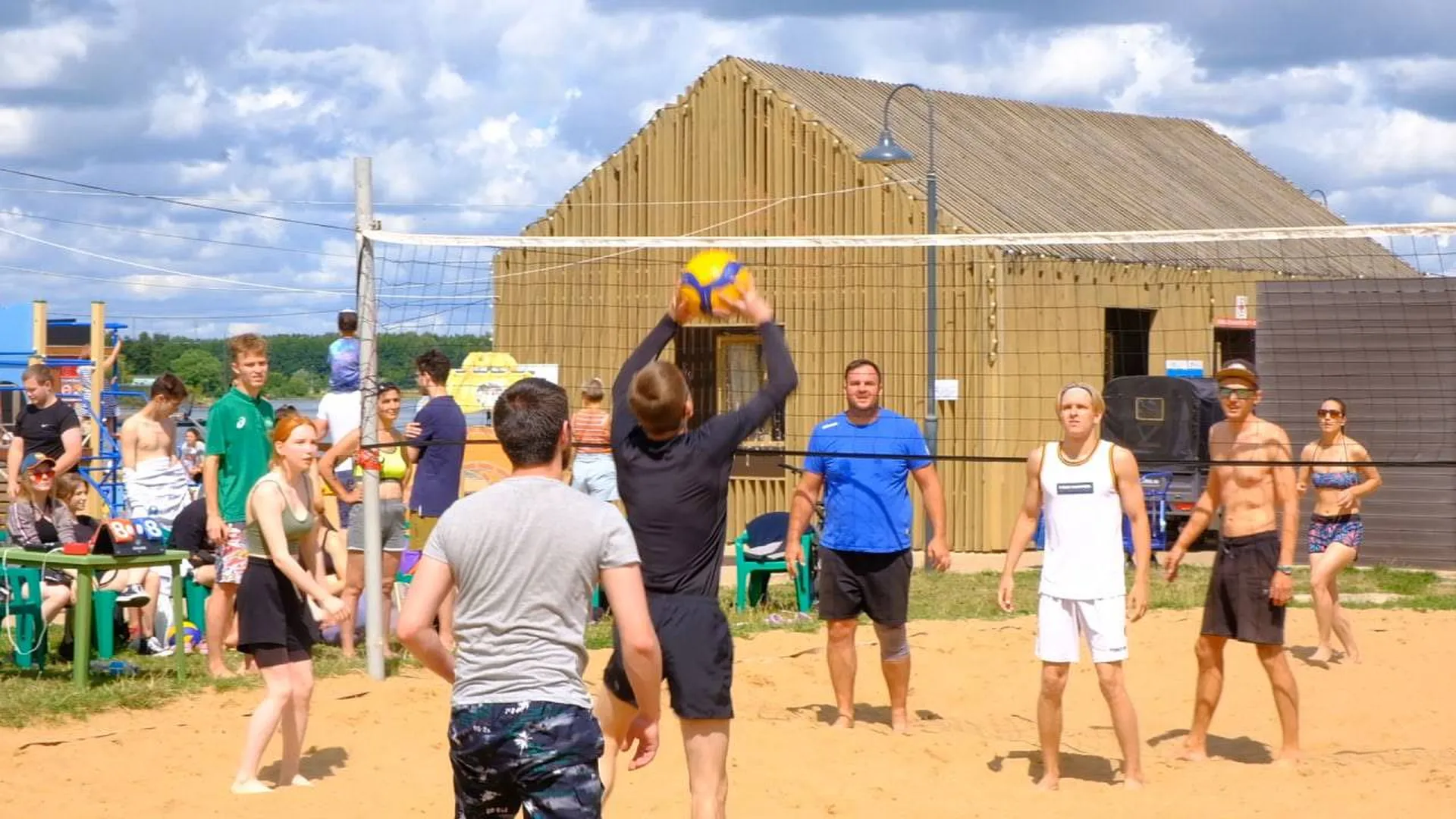 Любители волейбола поборются за кубок в Солнечногорске