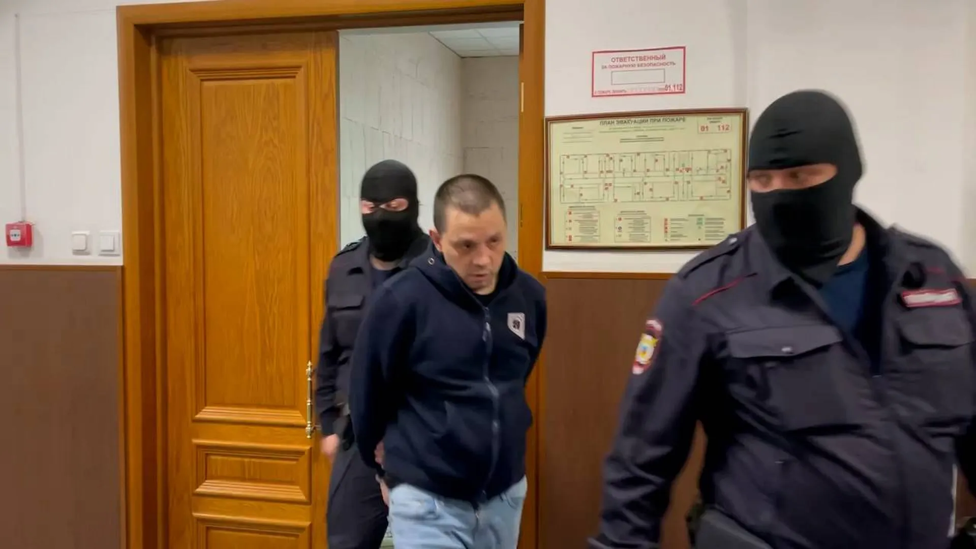 Одного из подозреваемых в покушении на Соловьева отправили в СИЗО