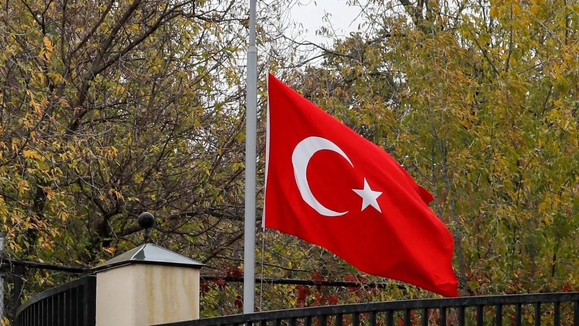 СМИ: США рискуют потерять Турцию в качестве союзника из-за учений с курдами
