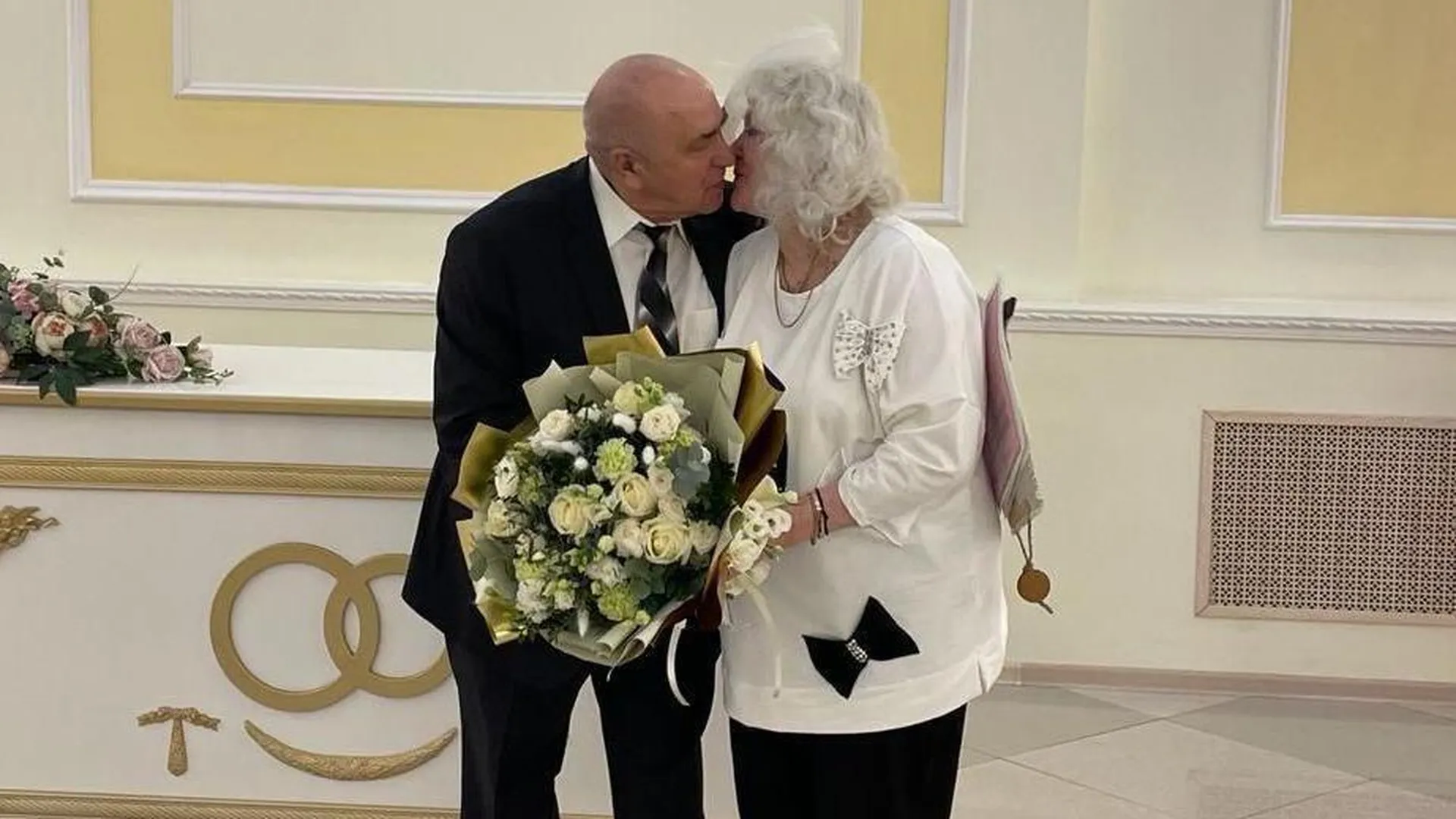 Свыше 3 тысяч семей из Подмосковья отметили юбилей брака с января