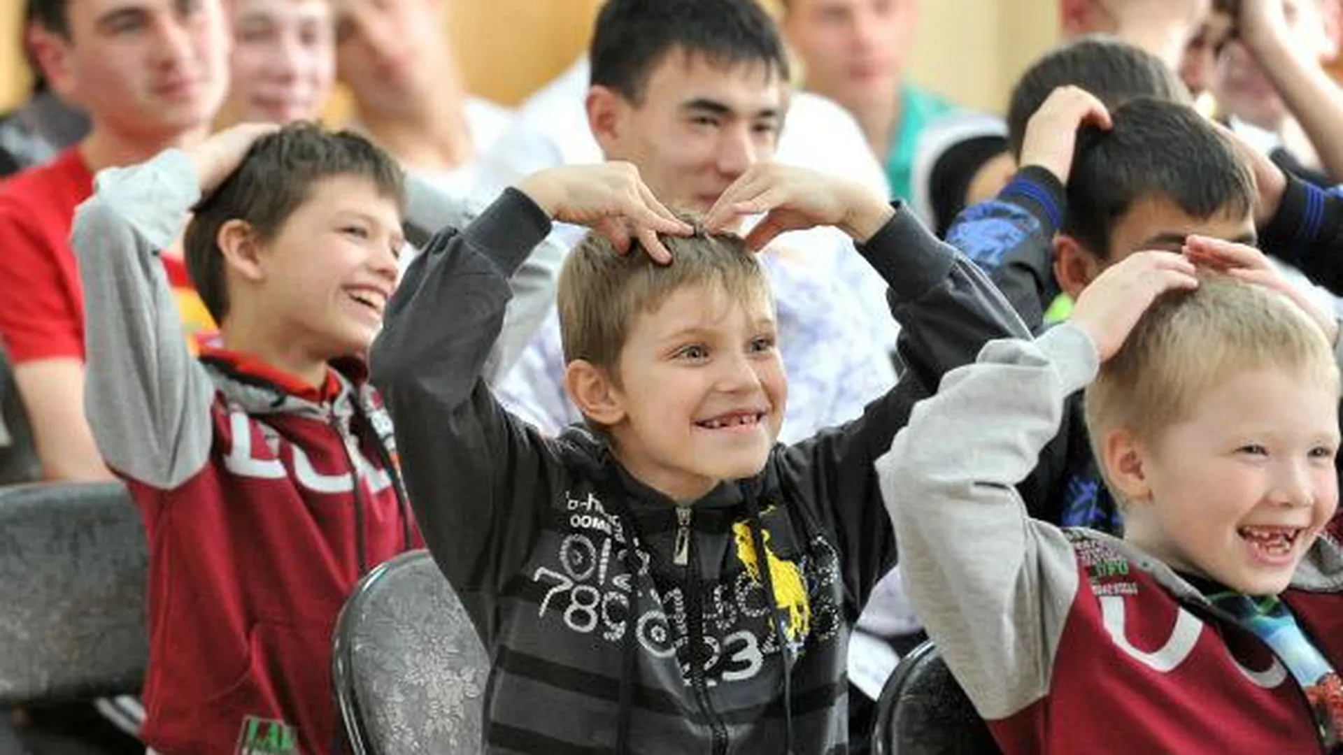 Энергетики Подмосковья провели ряд благотворительных акций для детей