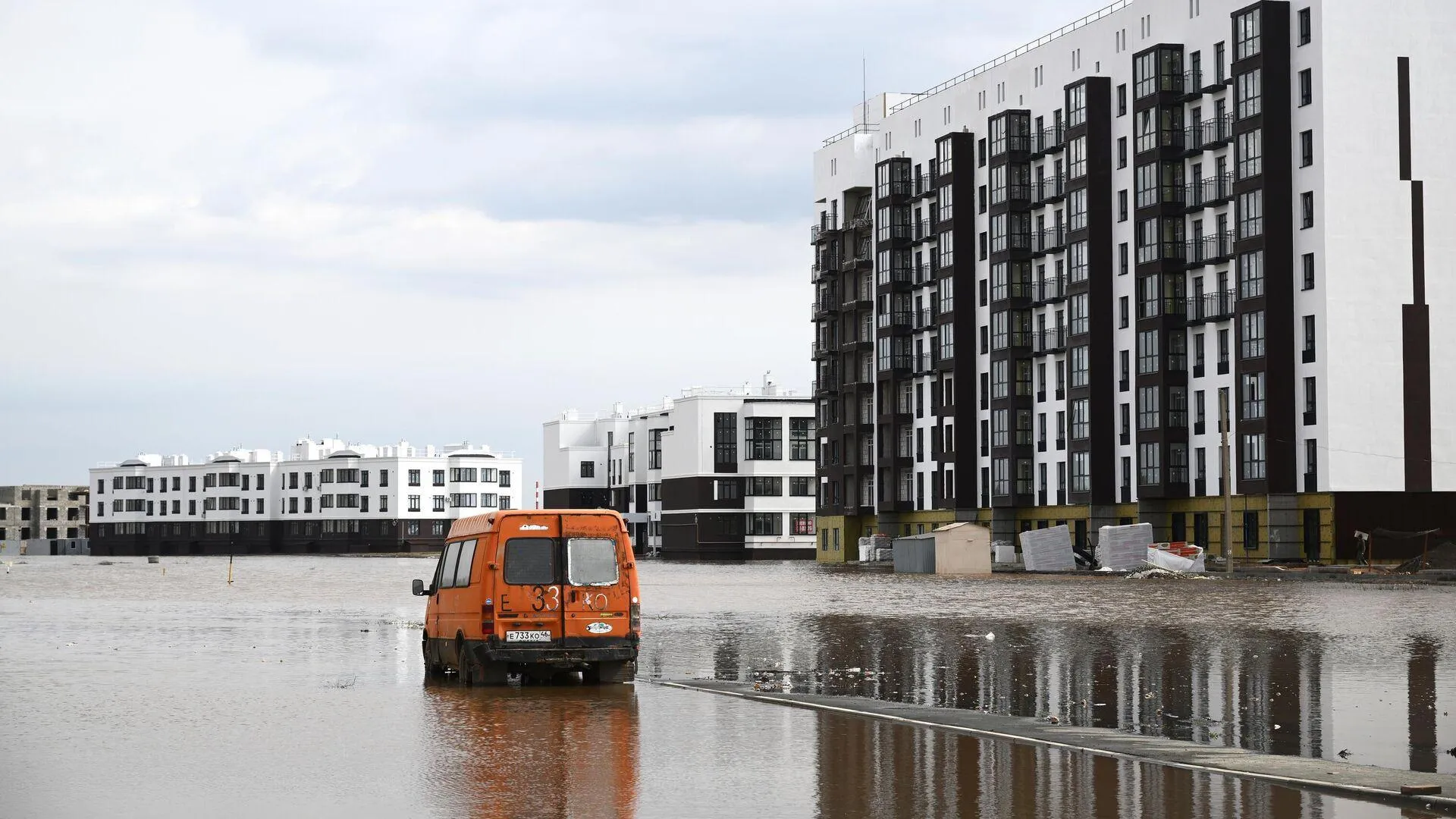 Названы суммы выплат для пострадавших от паводка в Оренбуржье