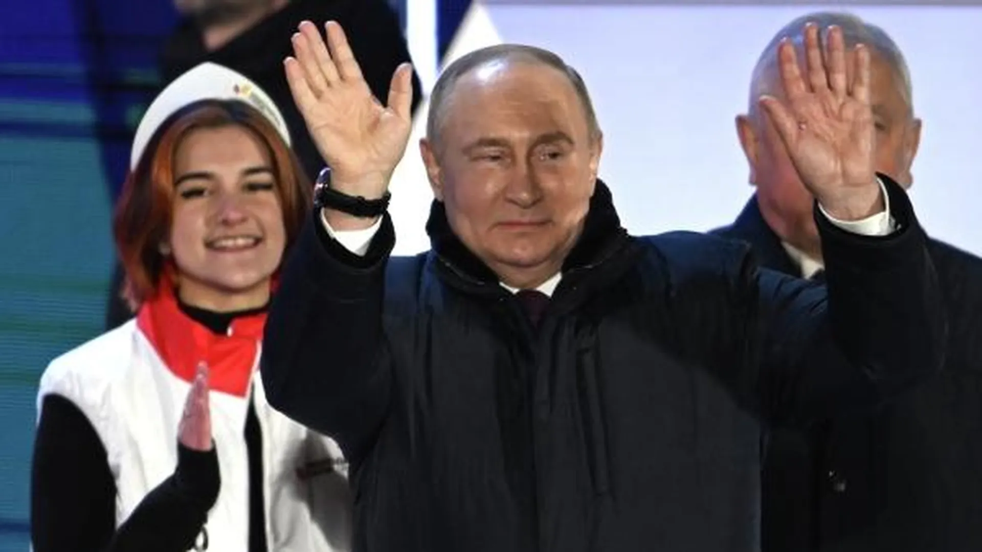 Президент ОАЭ поздравил Путина с безоговорочной победой