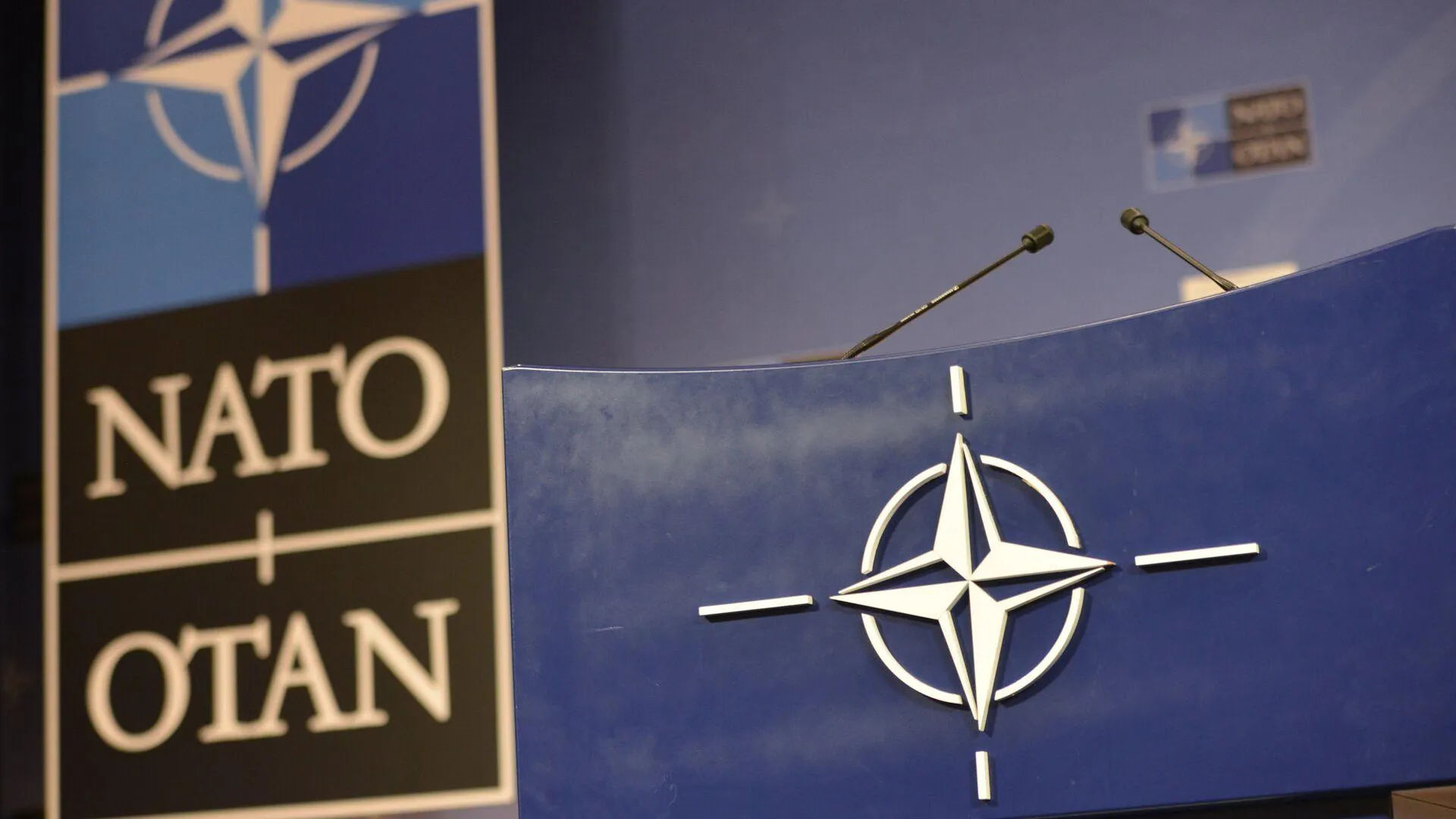 Совет Украина — НАТО проведут по просьбе Зеленского