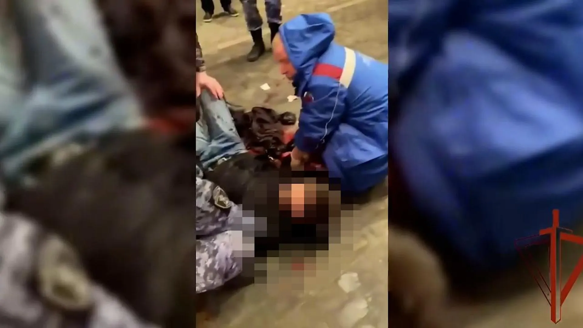 Неадекватный молодой человек истек кровью после дебоша в аптеке Москвы