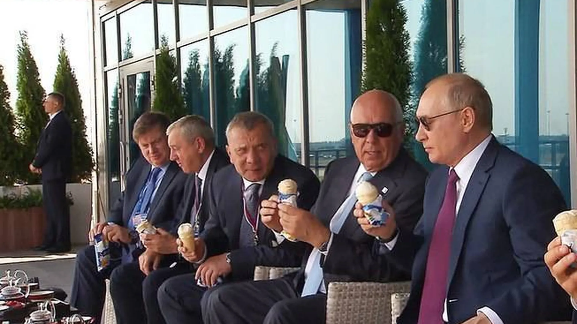 Любимое мороженое Путина назвали лучшим в России