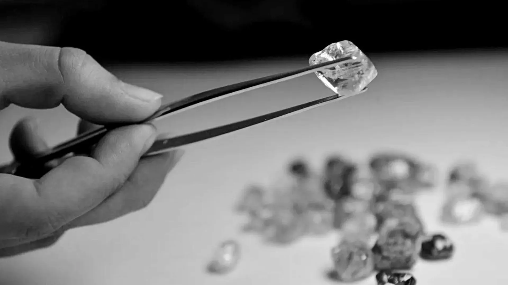 Санкции против российских алмазов назвали ошибкой