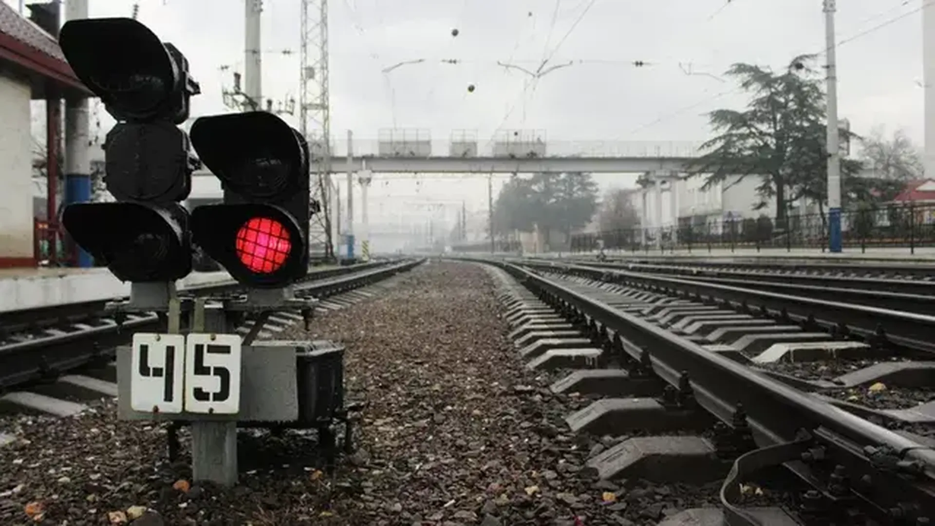 Жителям Электрогорска напомнили о правилах безопасности на железнодорожных путях