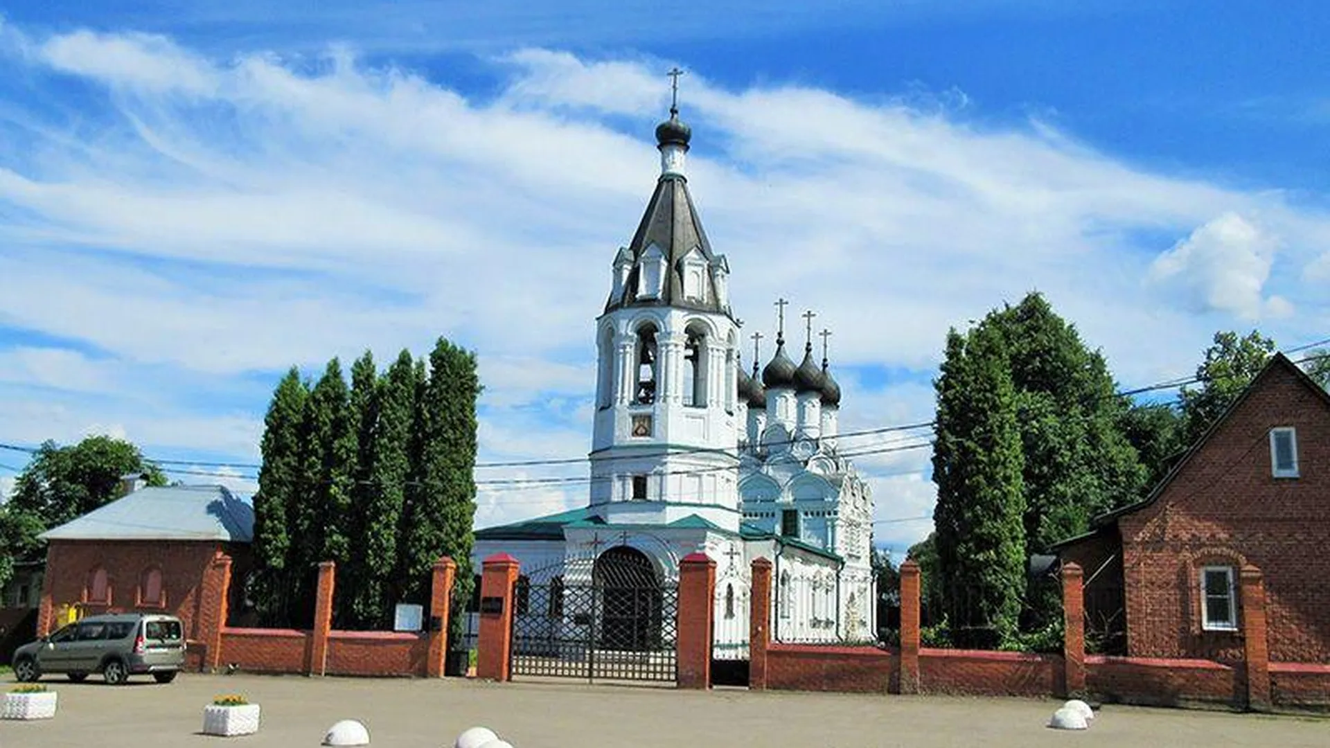 Знаменская церковь в Кузьминском