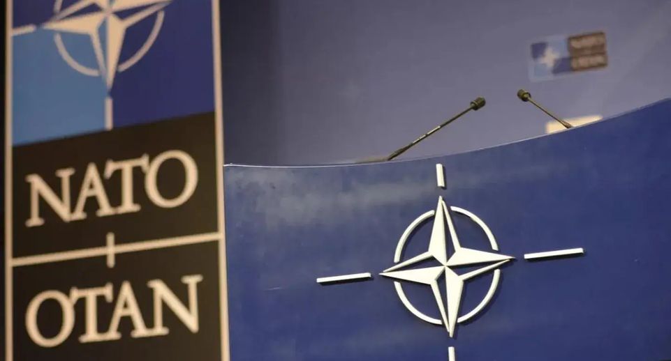 Столтенберг: НАТО не планирует расширять зону дислокации ядерного оружия