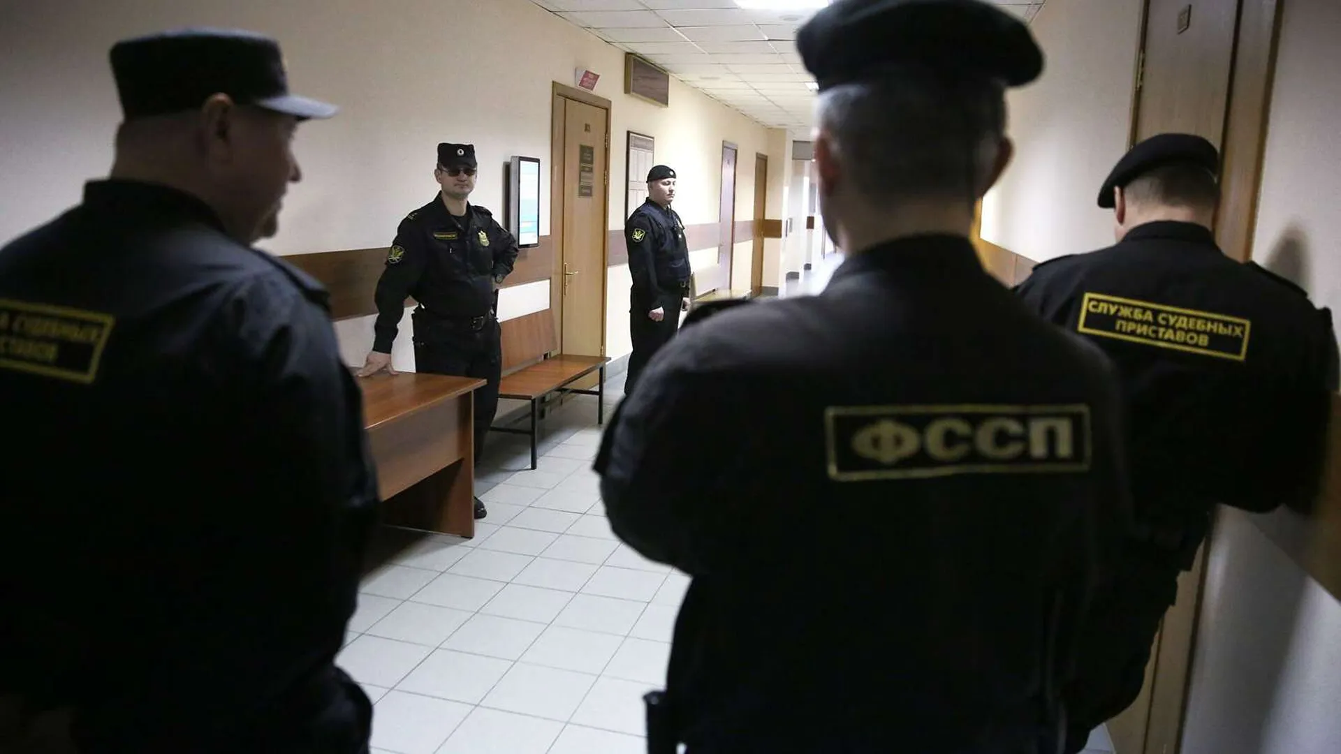 Обвиняемые в избиении Романа Ковалева в метро начали знакомиться с материалами дела
