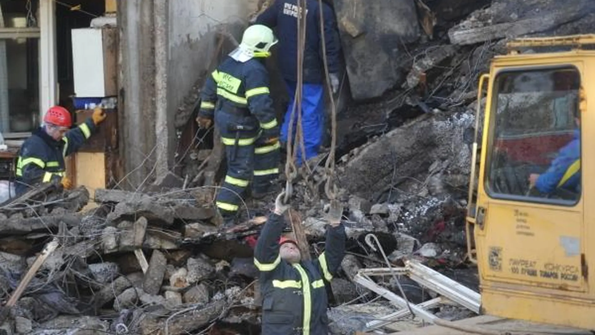 Ребенок оказался под завалами здания в Егорьевске