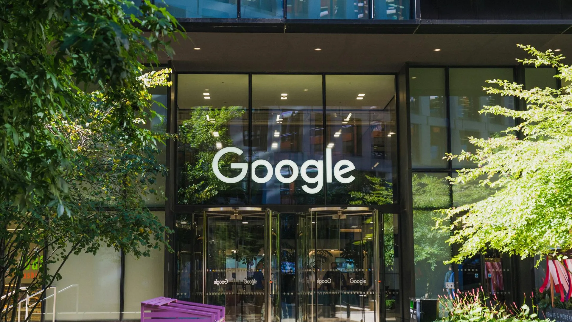 Google оштрафовали за отказ удалить фейки о спецоперации