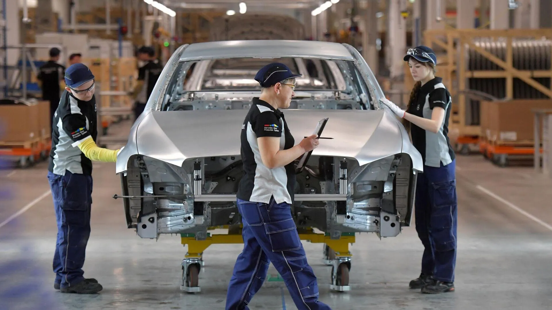 Нового собственника завода Mercedes утвердят до конца года