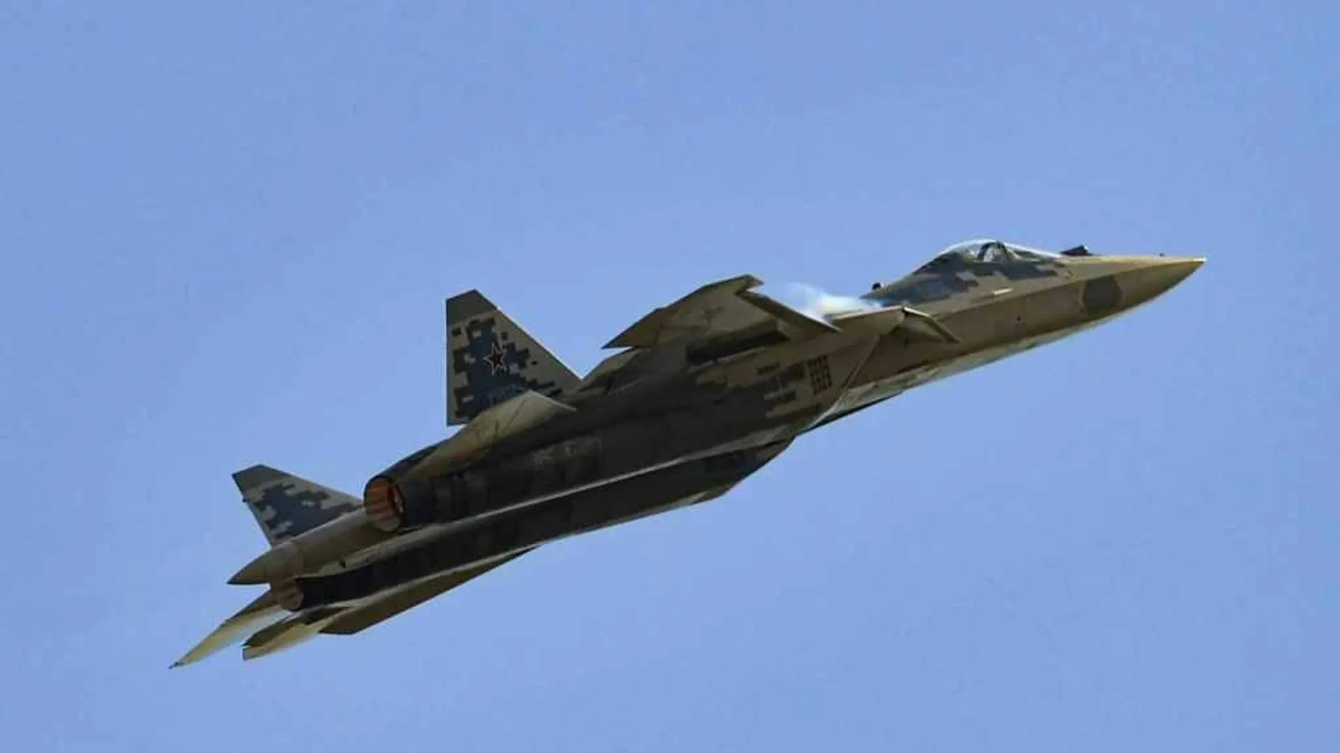 Обновленный Су-57 назвали самым быстрым истребителем