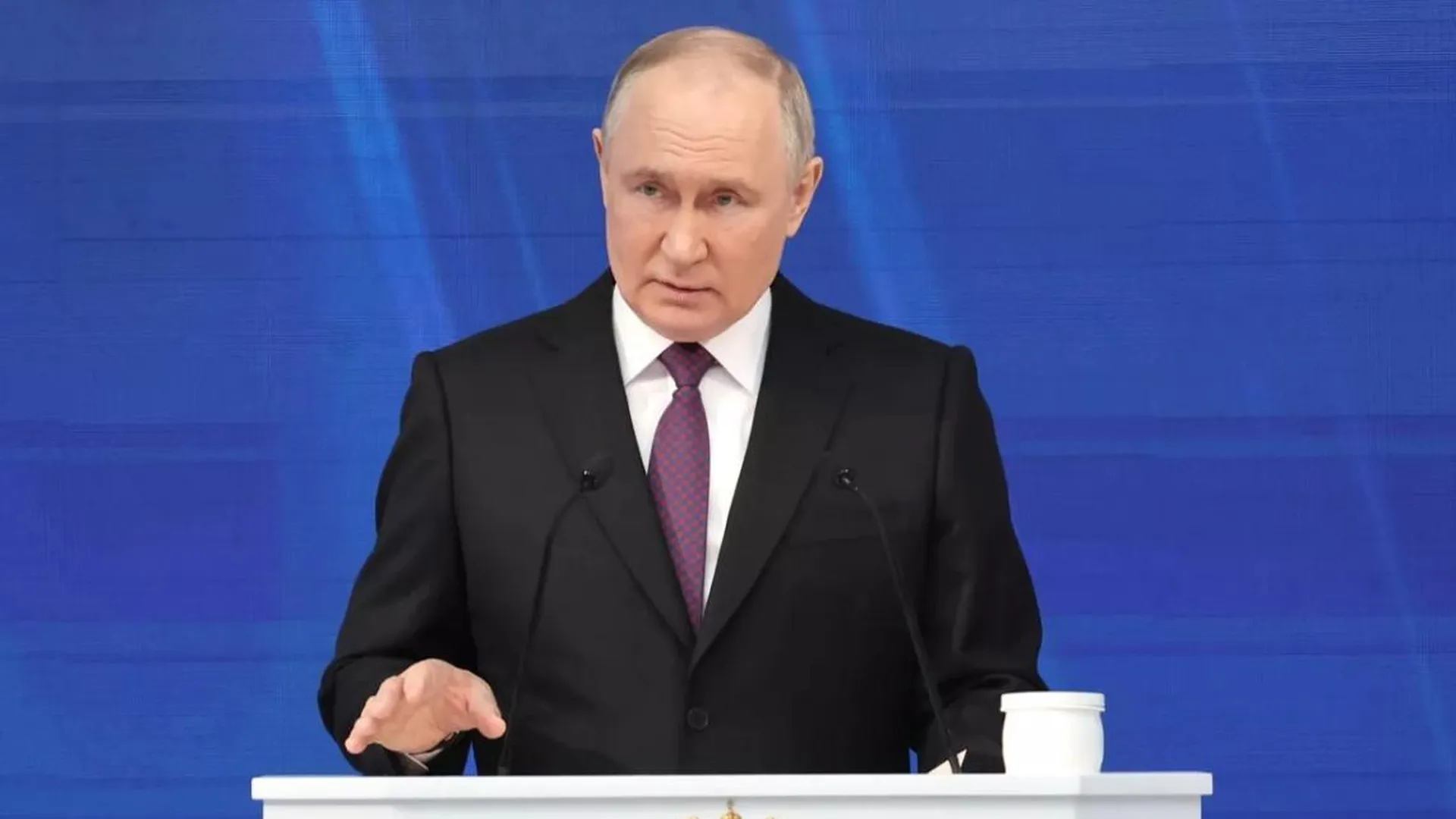 Путин указал на необходимость повышения усилий Генпрокуратуры борьбе с коррупцией