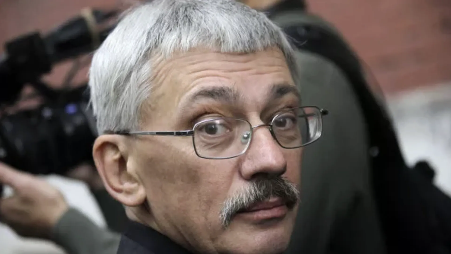 Гособвинитель запросил почти три года колонии для правозащитника Орлова