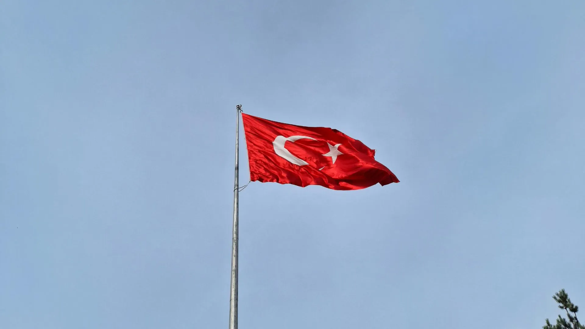 «Перевалочный хаб». Как Турция могла воспитывать террористов