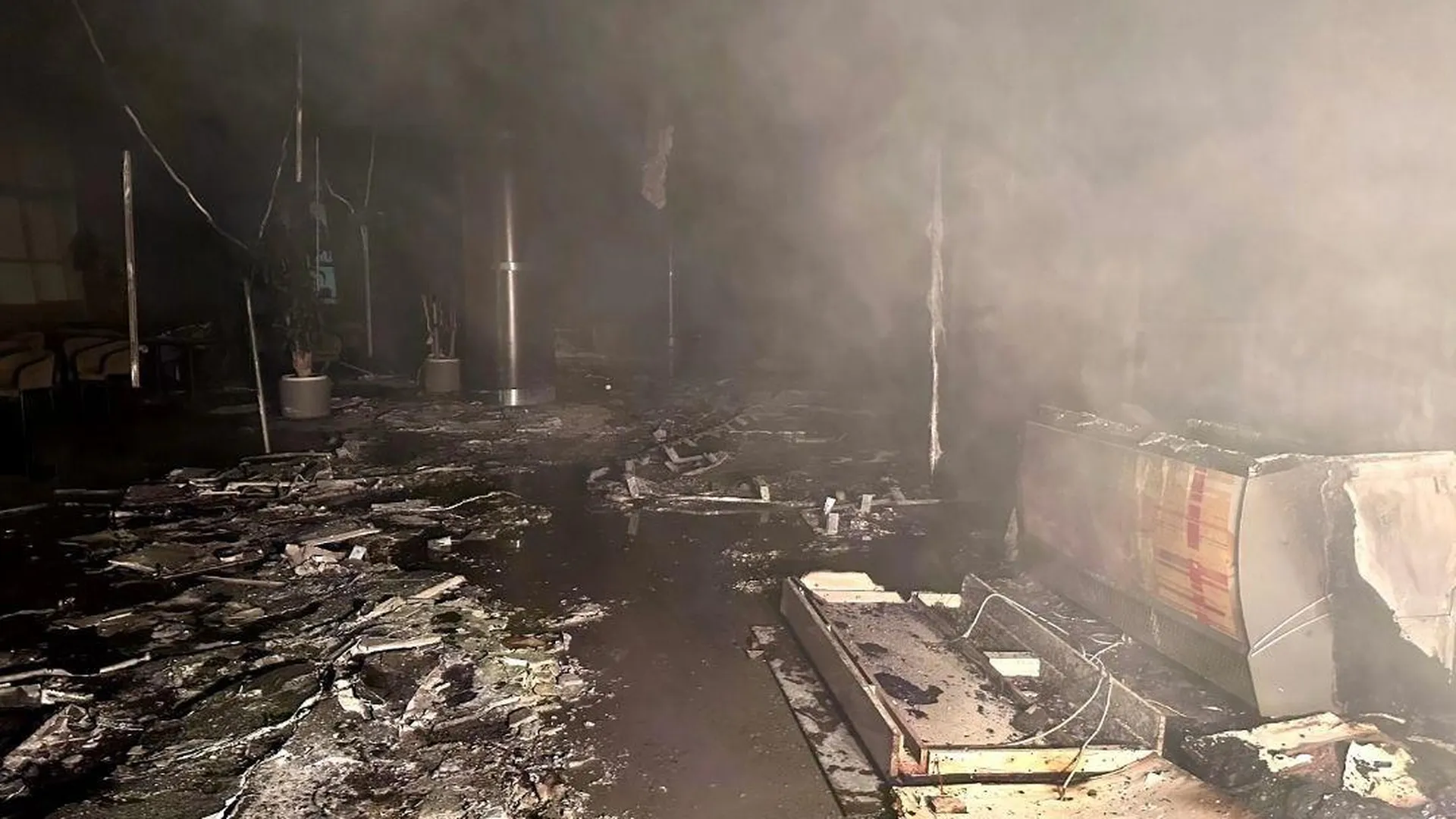 Ни одного живого места: появились фото того, что осталось от «Крокус сити холла» после теракта и пожара