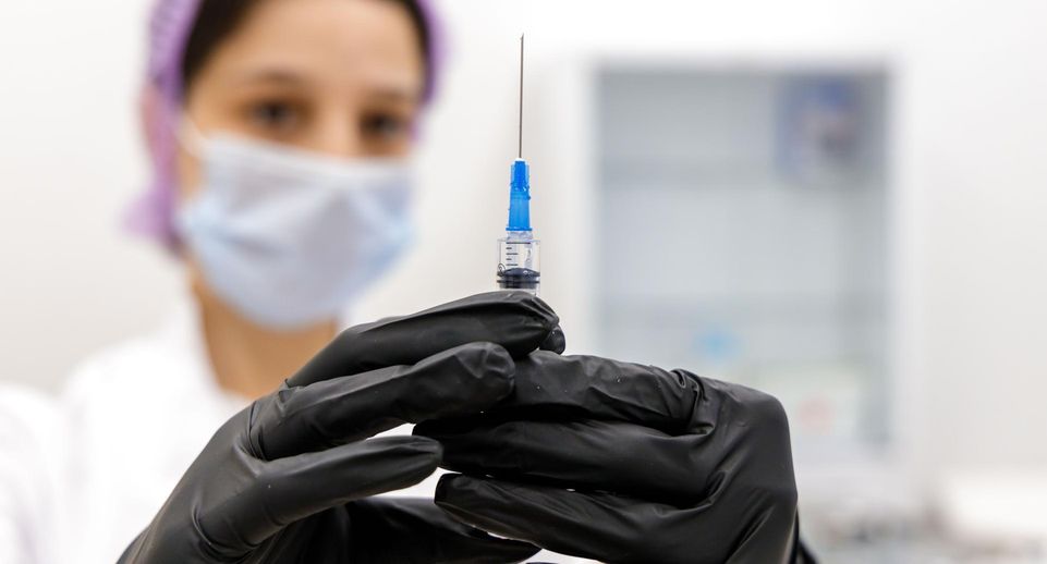 В поликлиники Люберецкой областной больницы поступила новая вакцина против COVID -19