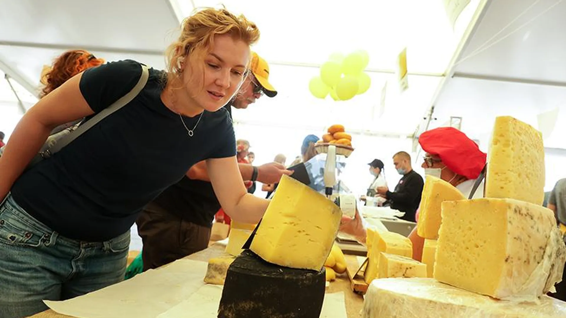 Гастрономический фестиваль «Сыр. Пир. Мир» готовится побить рекорды по количеству участников, гостей и объему продаж