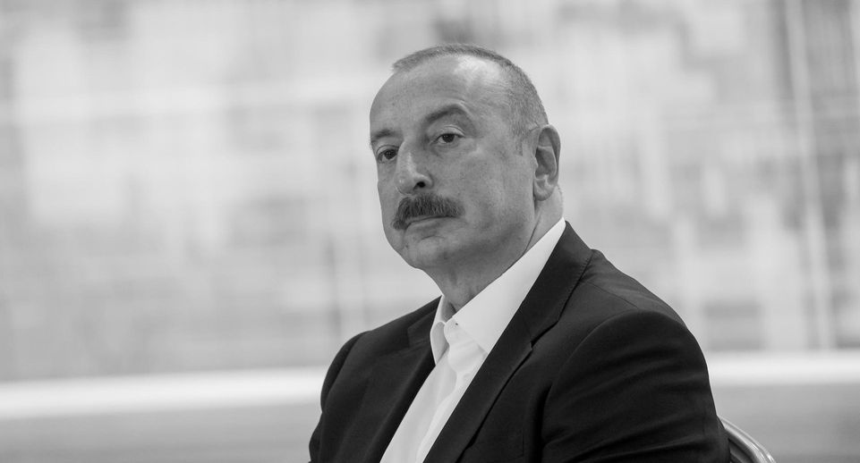 Лидер Азербайджана Алиев в беседе с Путиным осудил теракт в Подмосковье