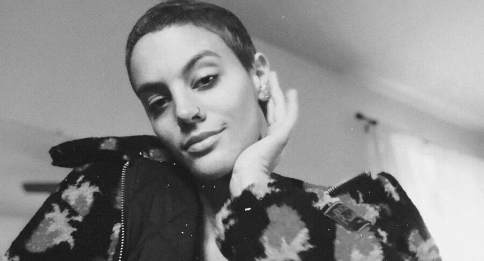Певица и звезда TikTok Кэт Джени умерла от редкой формы рака в 31 год