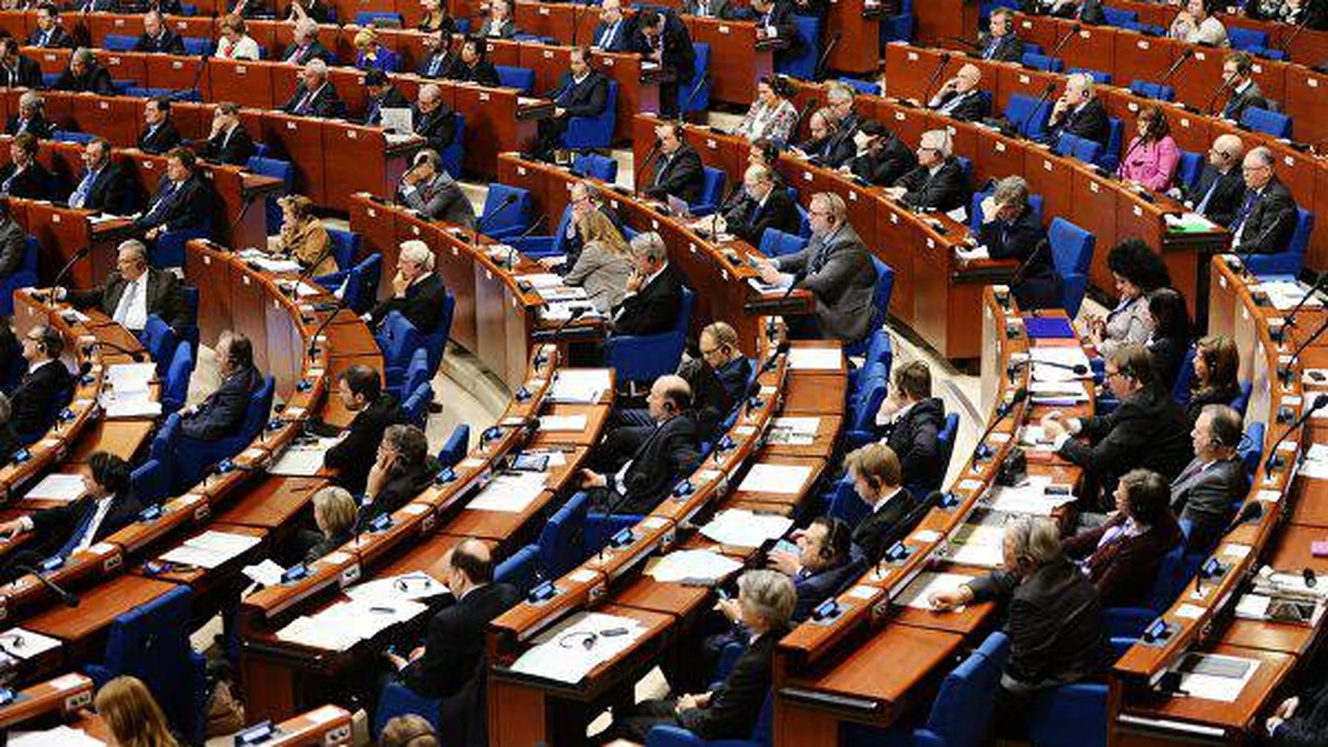 Госдума призвала ПАСЕ осудить проект Зеленского о коренном населении Украины