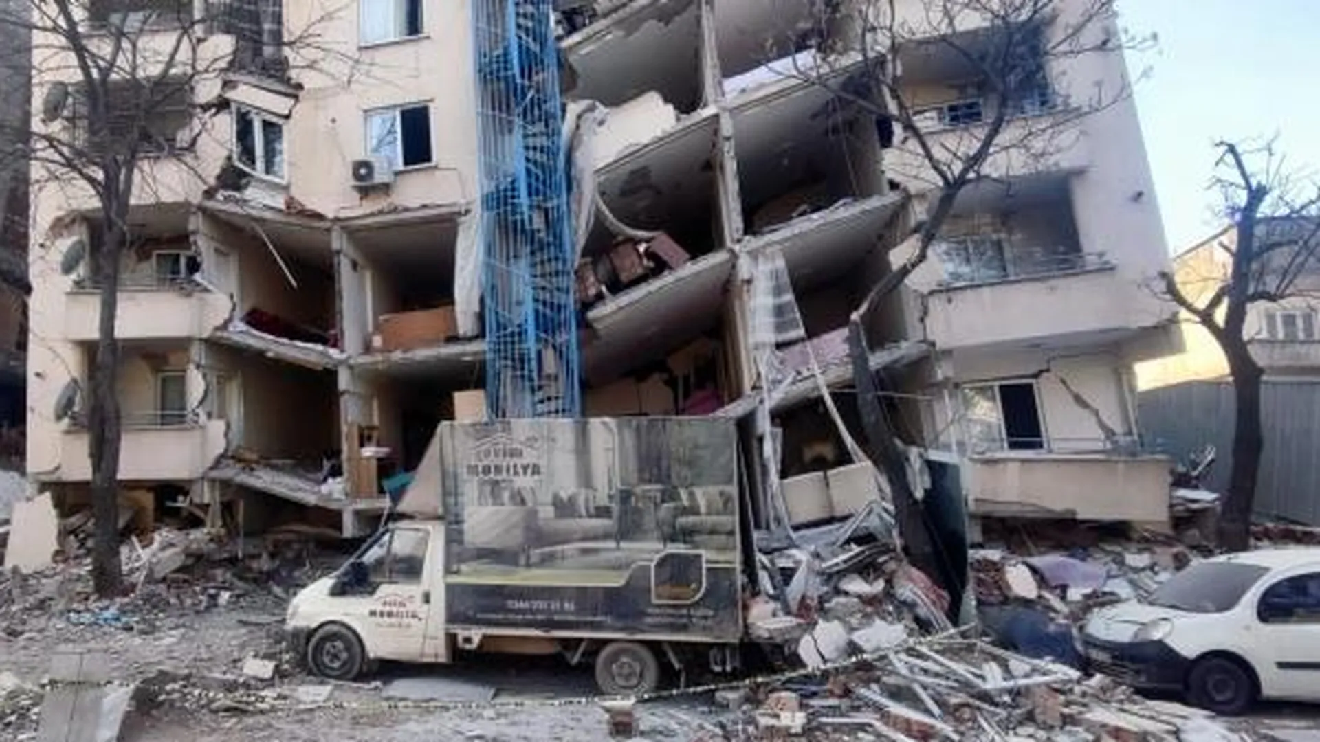 Число погибших от землетрясений в Турции достигло 48 тысяч человек — Эрдоган