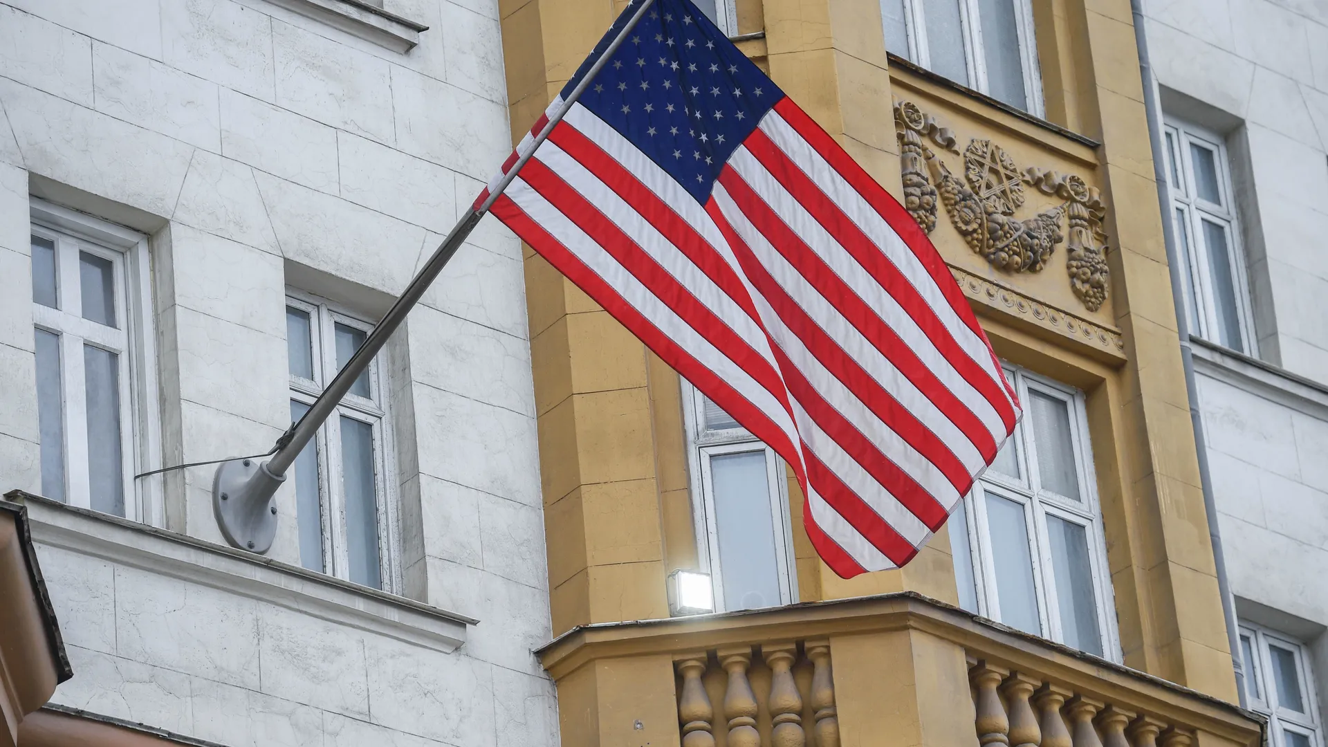 Экс-советник кабмина ФРГ Рар: США добились подрыва отношений России и Европы