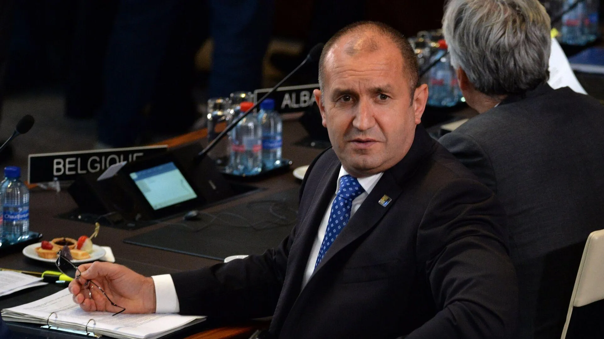 Президент Болгарии заявил, что жители страны рискуют стать «второсортными европейцами»