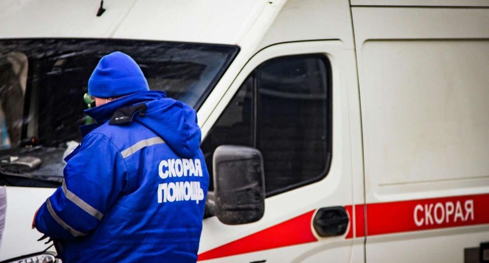 Прокуратура Свердловской области: плита весом 40 кг упала с памятника на девочку