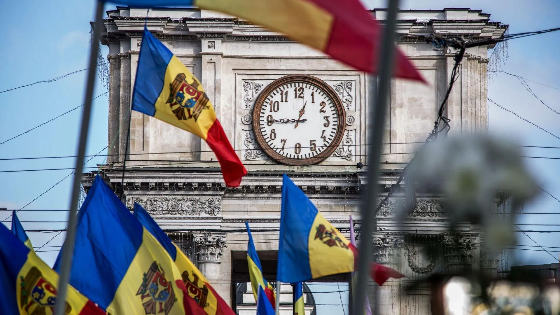 Отправку миссии Румынии в Молдавию допустили после заявления премьера о союзе