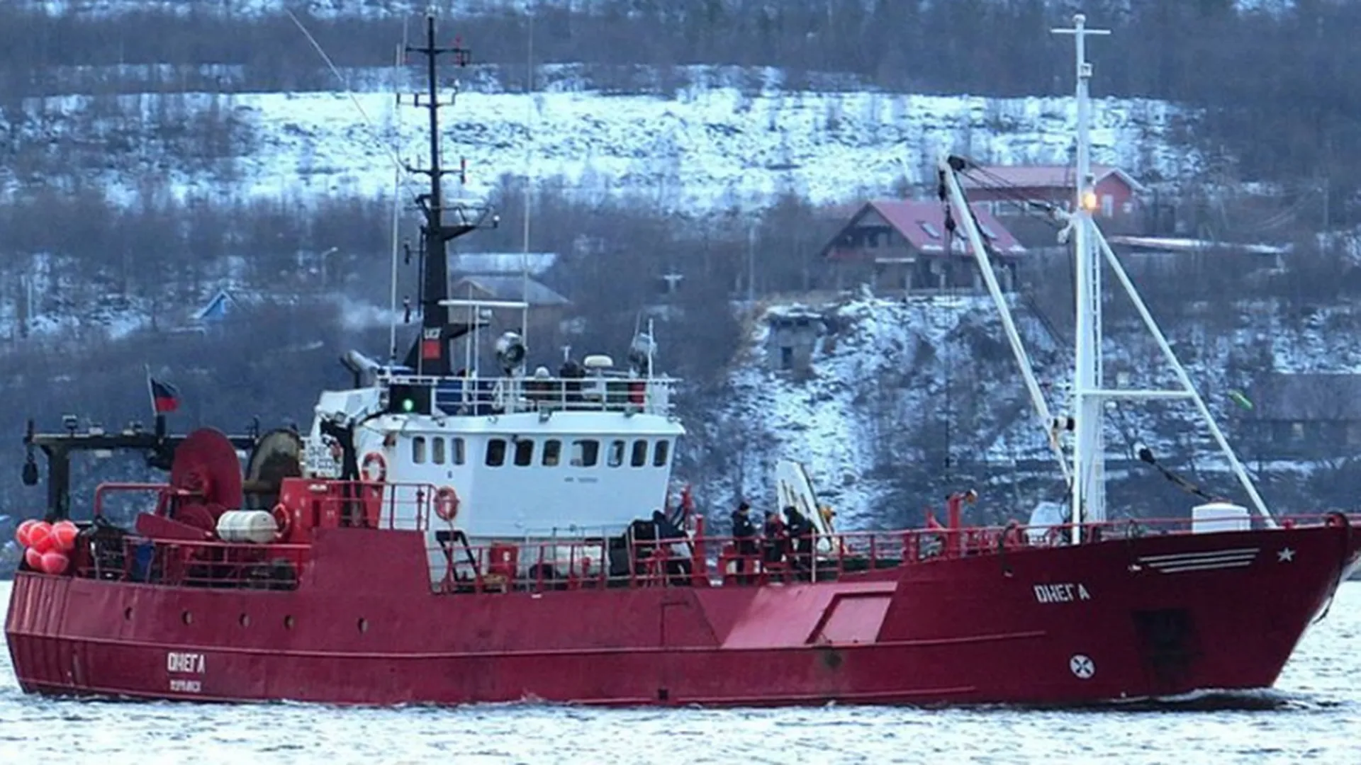 СМИ: все пропавшие 17 моряков могли остаться в «Онеге»