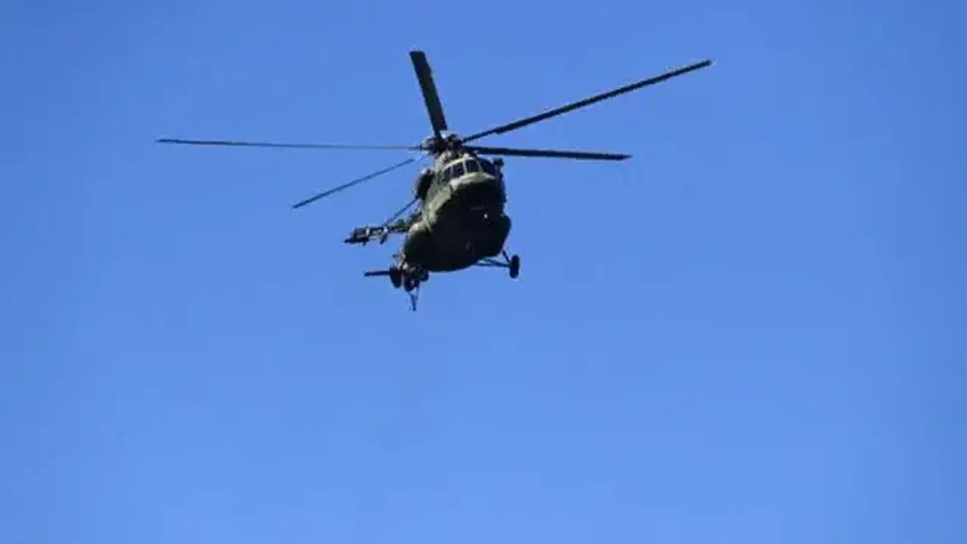 Российский вертолет Ми-8 сбил дрон ВСУ в зоне СВО