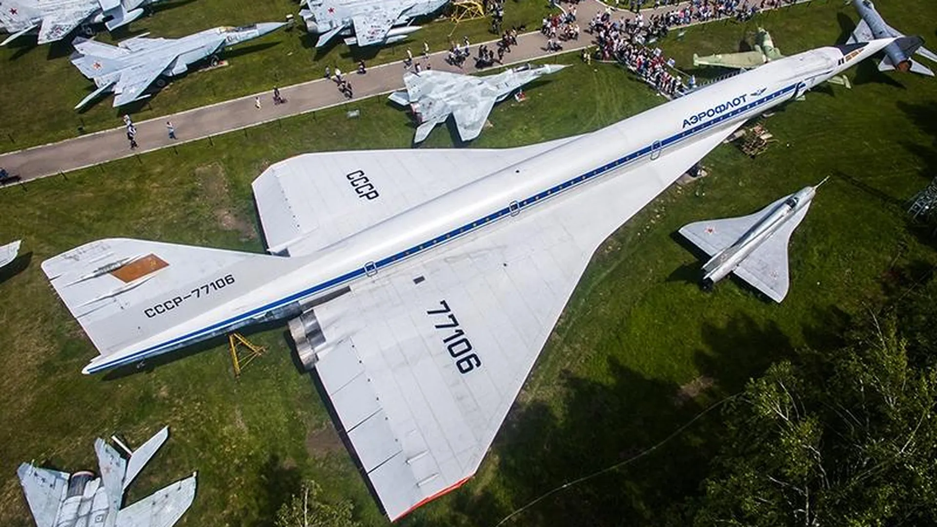 Волонтеры музея ВВС в Монино планируют создать «живую» кабину в легендарном Ту-144